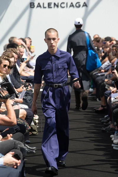 Look 20